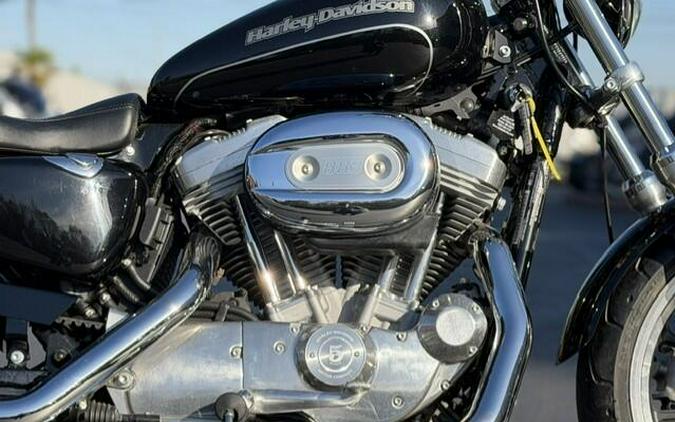 2015 Harley-Davidson 883 Roadster XL883R