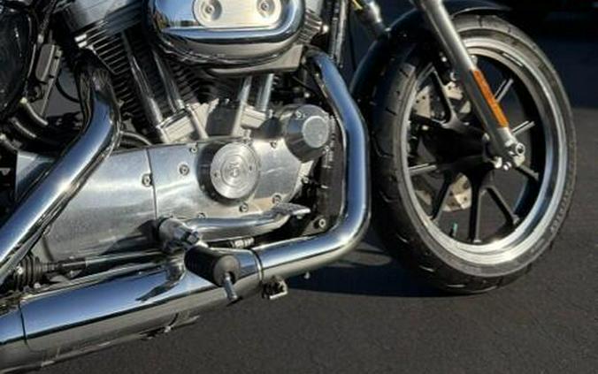 2015 Harley-Davidson 883 Roadster XL883R