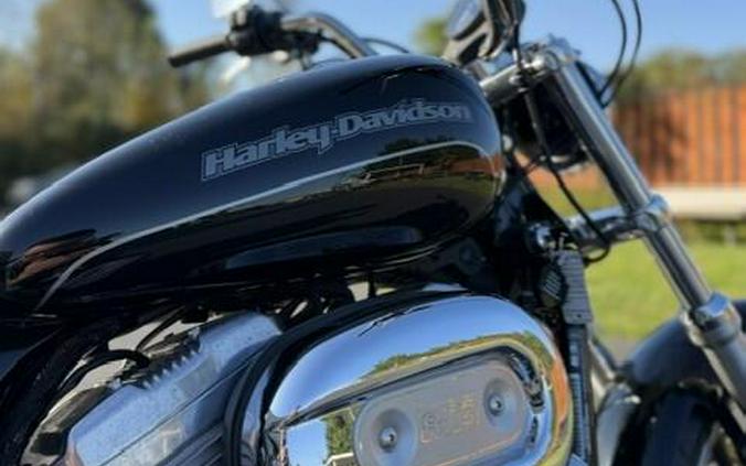 2015 Harley-Davidson 883 Roadster XL883R