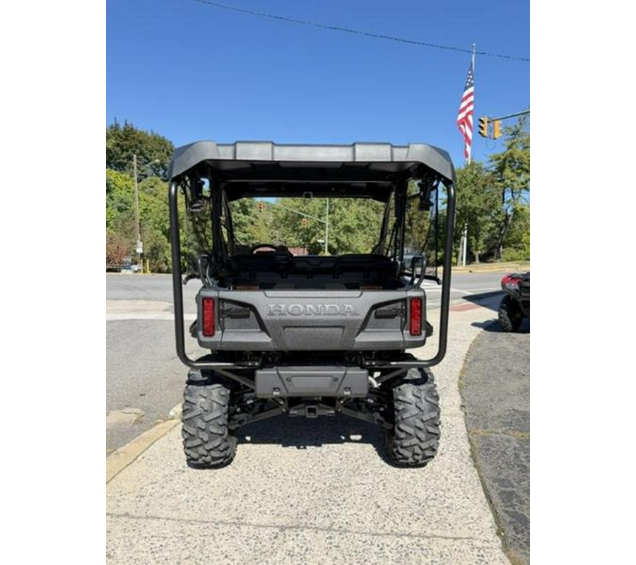 2026 Honda® Pioneer 1000-5 Deluxe