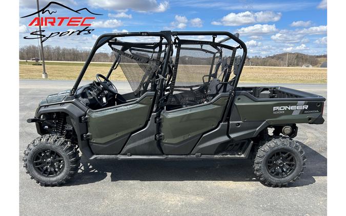 2024 Honda Pioneer 1000-6 Crew Deluxe