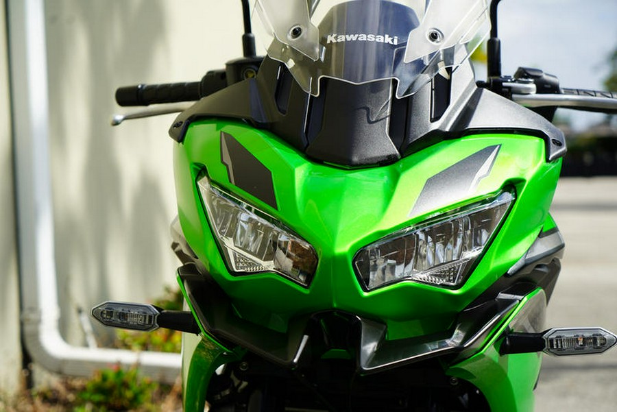 2022 Kawasaki Versys® 650 ABS Candy Lime Green/Metallic Flat Spark Black