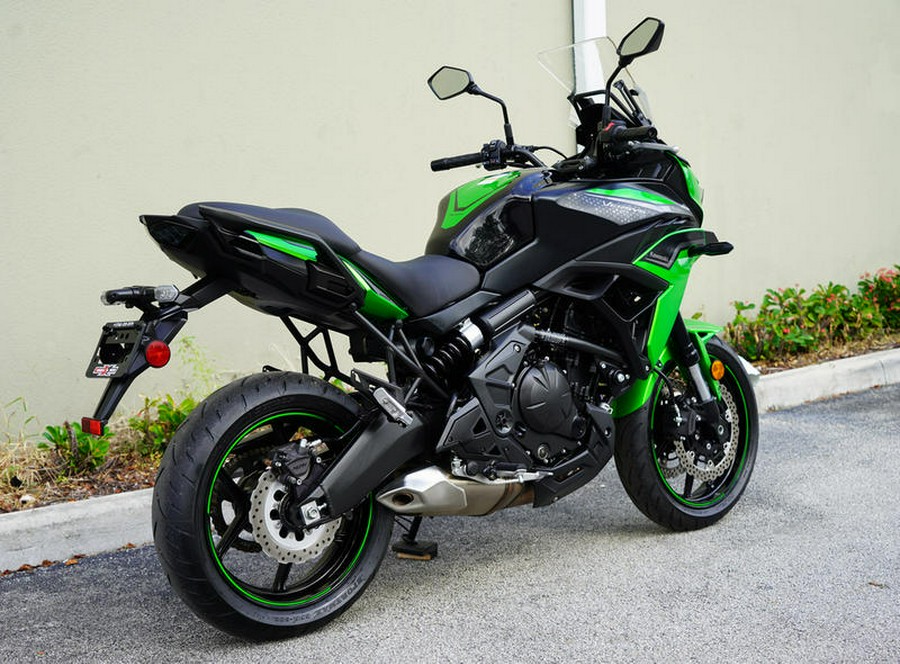 2022 Kawasaki Versys® 650 ABS Candy Lime Green/Metallic Flat Spark Black