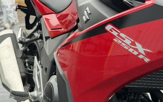 2025 Suzuki GSX 250R ABS