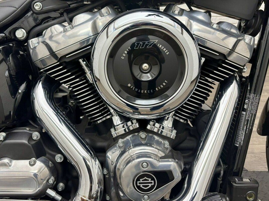 2025 Harley-Davidson® Street Bob™