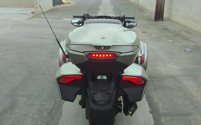 2017 Can-Am Spyder F3 Limited 6-Speed Semi-Automatic (SE6)