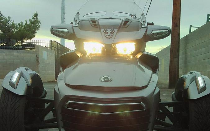 2017 Can-Am Spyder F3 Limited 6-Speed Semi-Automatic (SE6)
