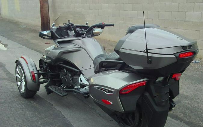 2017 Can-Am Spyder F3 Limited 6-Speed Semi-Automatic (SE6)