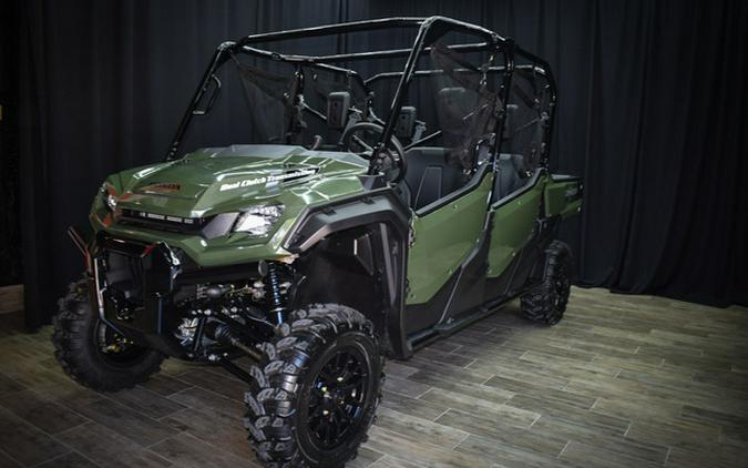 2023 Honda Pioneer 1000-6 Deluxe Crew