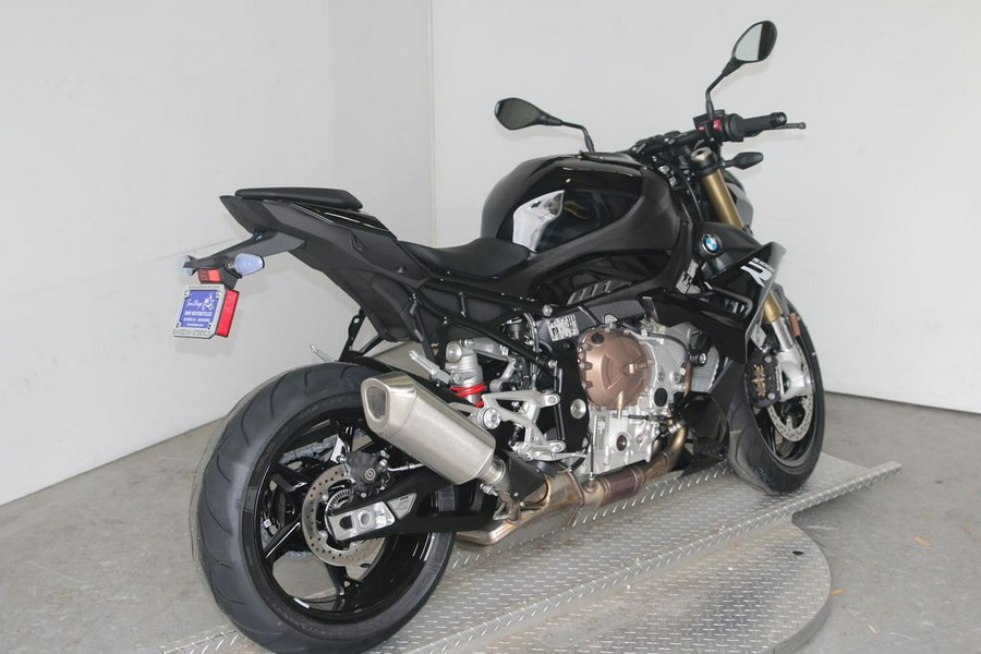 2024 BMW S 1000 R