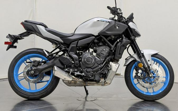 2025 Yamaha MT 07
