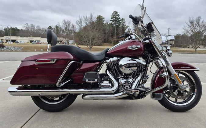 2014 Harley-Davidson® Road King® Mysterious Red Sunglo
