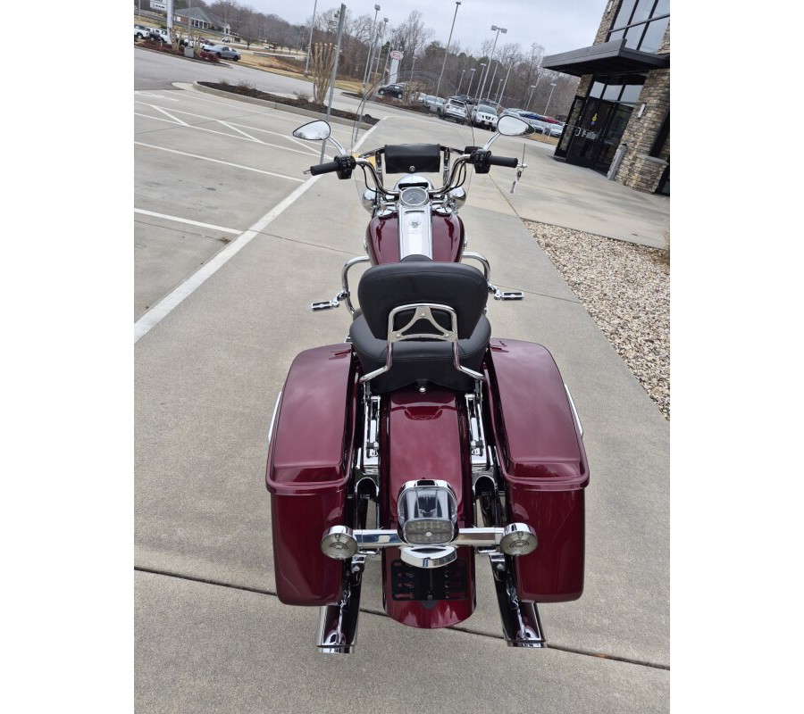2014 Harley-Davidson® Road King® Mysterious Red Sunglo