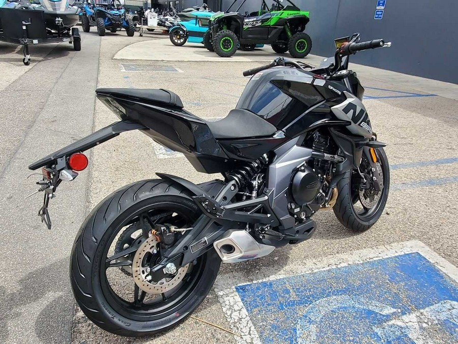 2023 CFMoto 650NK