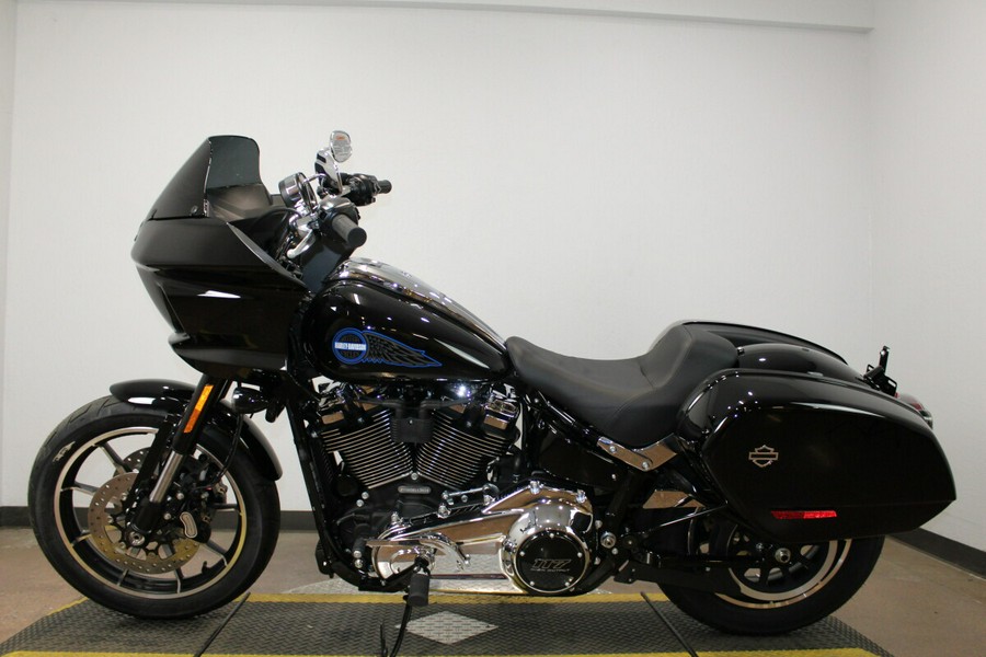 2025 Harley-Davidson Low Rider® ST Vivid Black