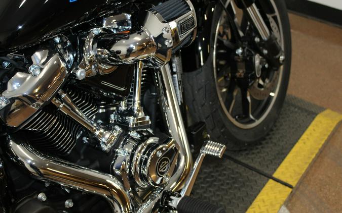 2025 Harley-Davidson Low Rider® ST Vivid Black