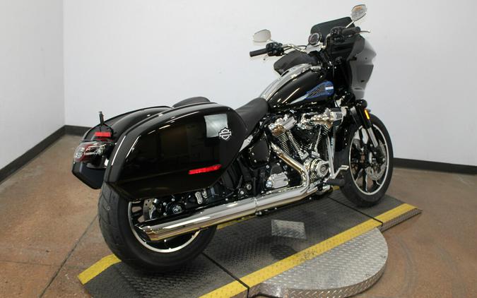 2025 Harley-Davidson Low Rider® ST Vivid Black