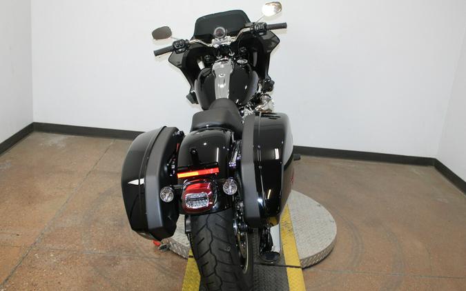 2025 Harley-Davidson Low Rider® ST Vivid Black