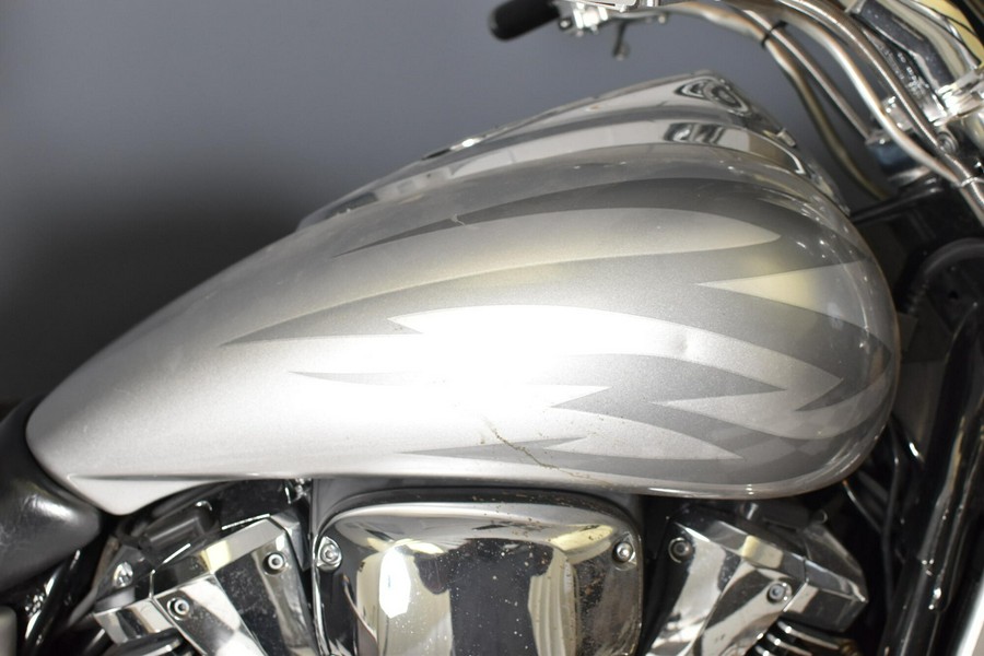2005 VTX 1800F Titanium / Silver