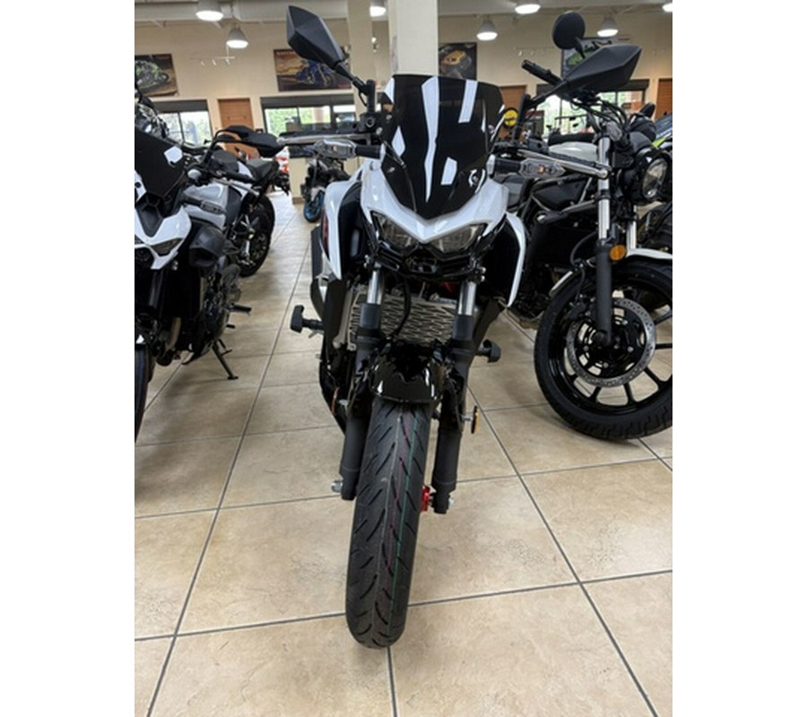 2026 Kawasaki Z500 SE ABS