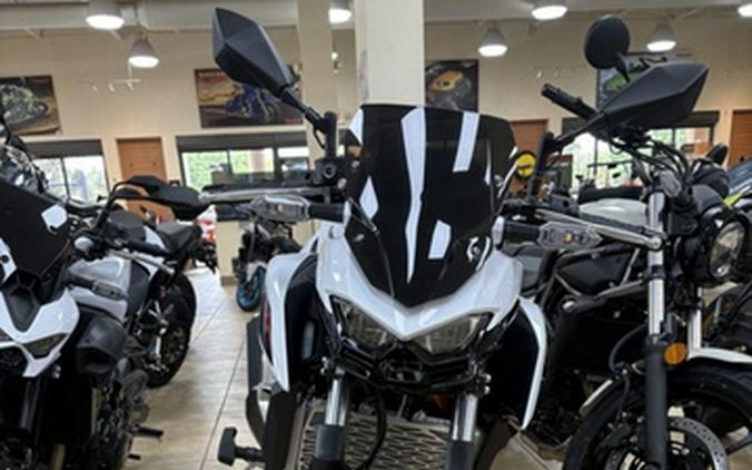 2026 Kawasaki Z500 SE ABS