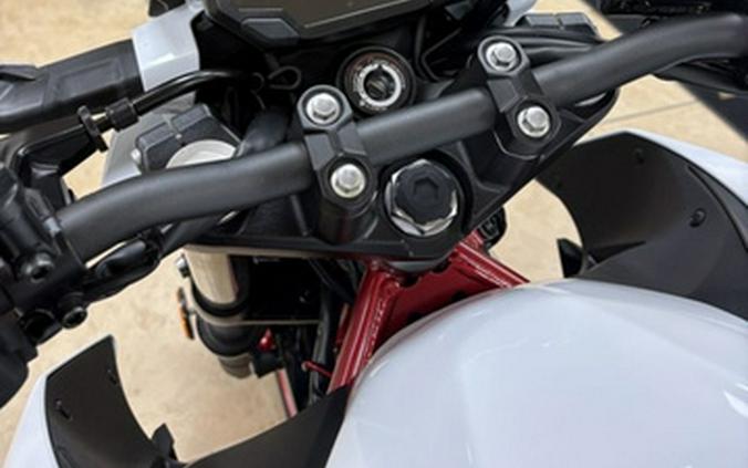 2026 Kawasaki Z500 SE ABS
