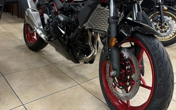 2026 Kawasaki Z500 SE ABS