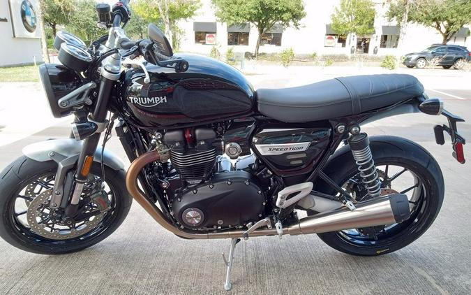 2023 Triumph Speed Twin 1200 Jet Black