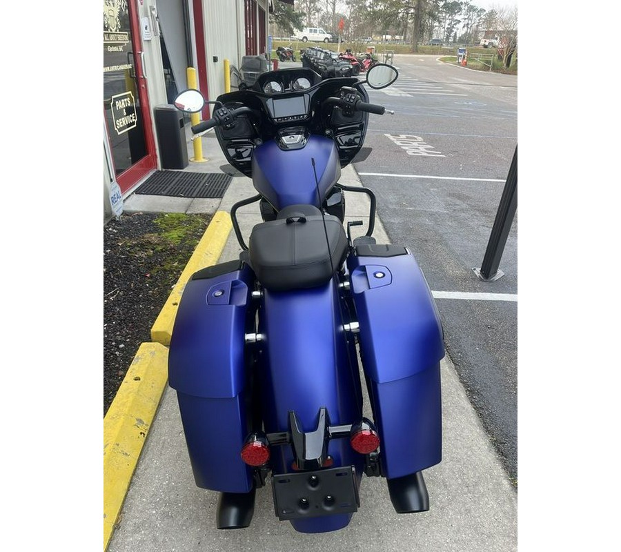 2024 Indian Motorcycle® Challenger® Dark Horse® w/PowerBand Audio Pkg Spirit Blue Smoke