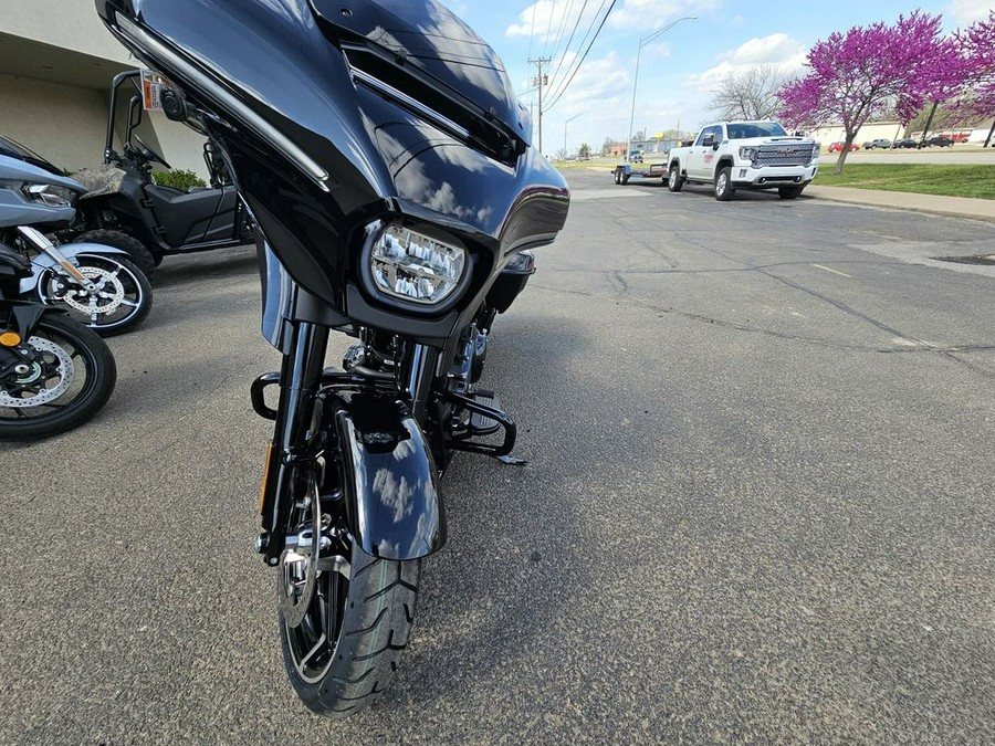 2025 Harley-Davidson® FLHX - Street Glide®