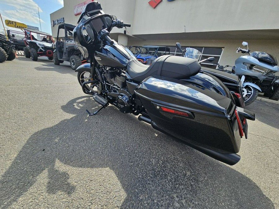 2025 Harley-Davidson® FLHX - Street Glide®