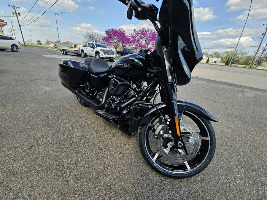 2025 Harley-Davidson® FLHX - Street Glide®