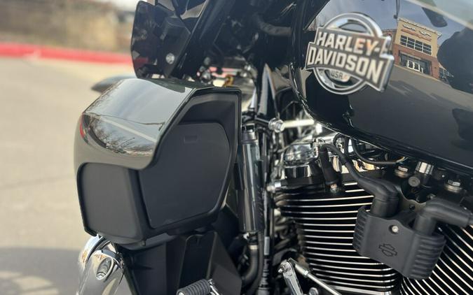 2026 Harley-Davidson® FLHLT Street Glide 3 Limited OLIV STL MTL/BLK