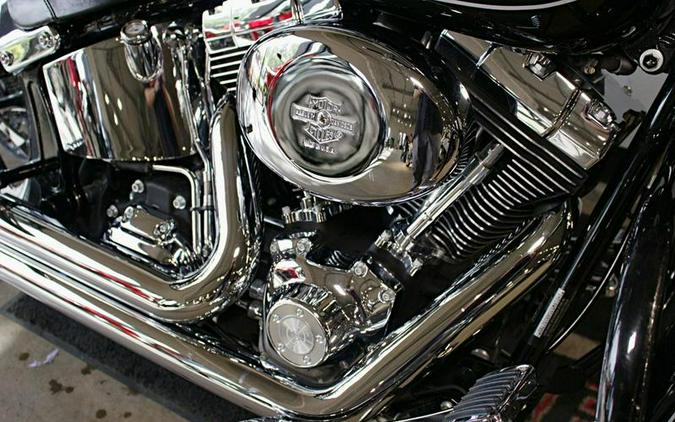 2010 Harley-Davidson® FLSTC - Heritage Softail® Classic