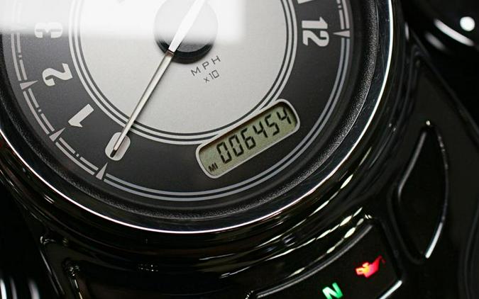 2010 Harley-Davidson® FLSTC - Heritage Softail® Classic