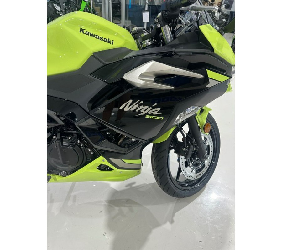 2026 Kawasaki Ninja® 500 ABS