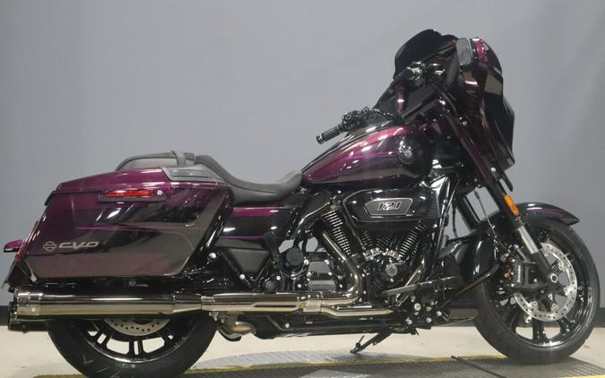 2025 Harley-Davidson CVO Street Glide FLHXSE