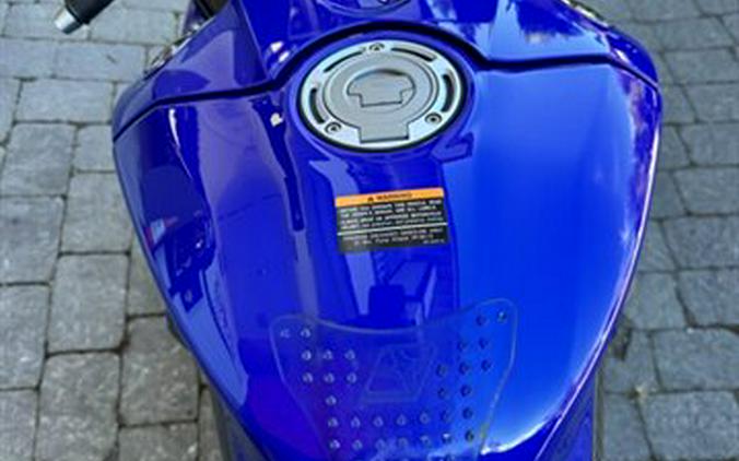 2017 Yamaha YZF R1