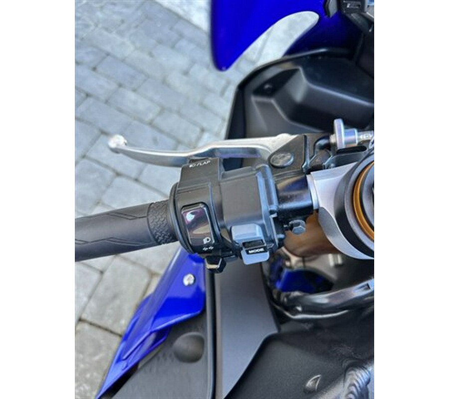 2017 Yamaha YZF R1