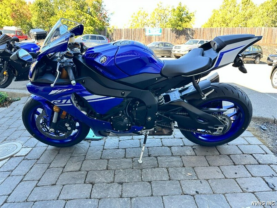 2017 Yamaha YZF R1