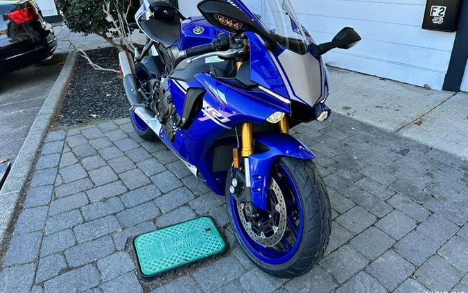 2017 Yamaha YZF R1