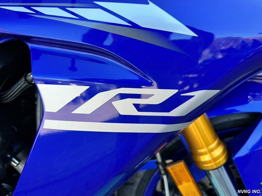 2017 Yamaha YZF R1