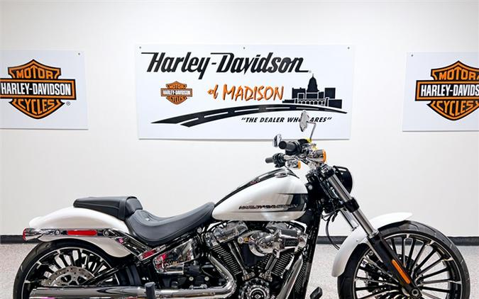 2024 Harley-Davidson Breakout FXBR 232 Miles White Onyx Pearl