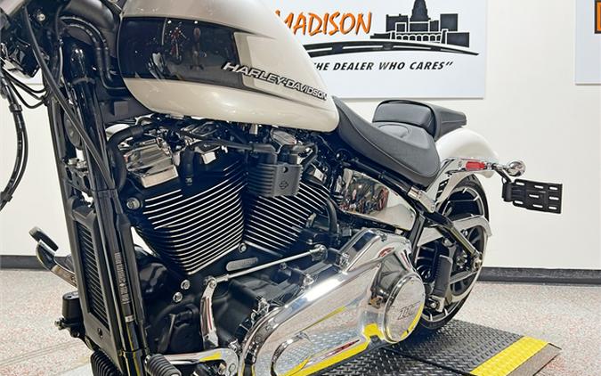 2024 Harley-Davidson Breakout FXBR 232 Miles White Onyx Pearl