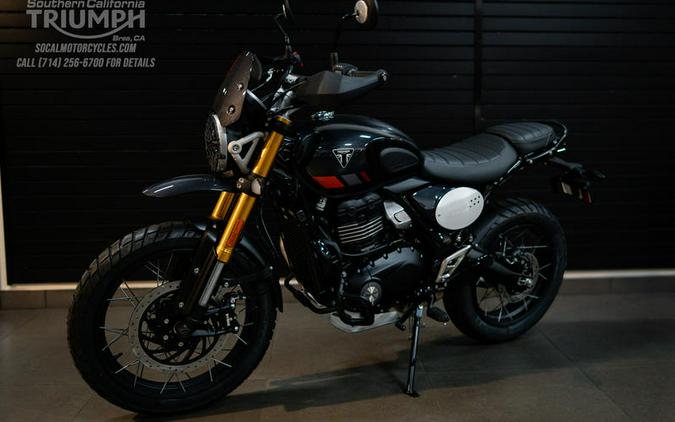 2026 Triumph Scrambler 400 XC Storm Grey