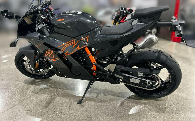2026 KTM 990 RC R