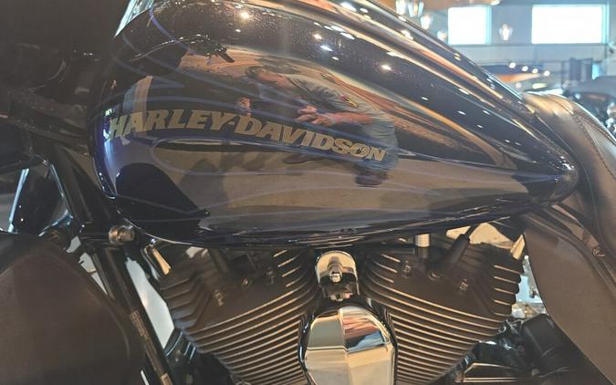 FLHXSE 2016 CVO™ Street Glide®