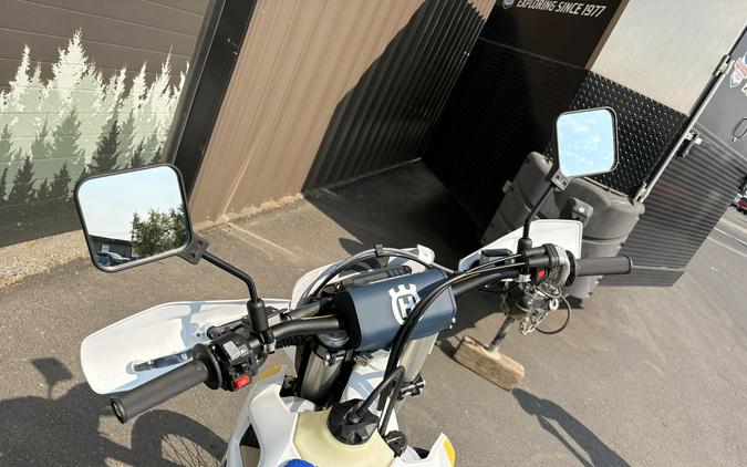 2027 Husqvarna FE 350S - 47854