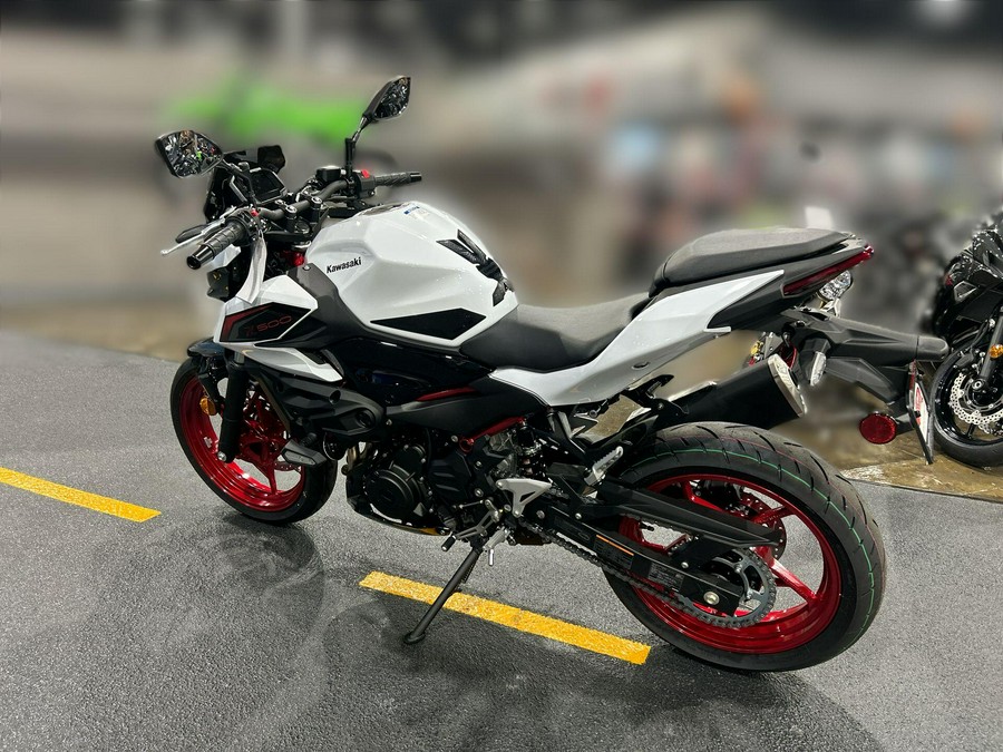 2026 Kawasaki Z500 SE ABS