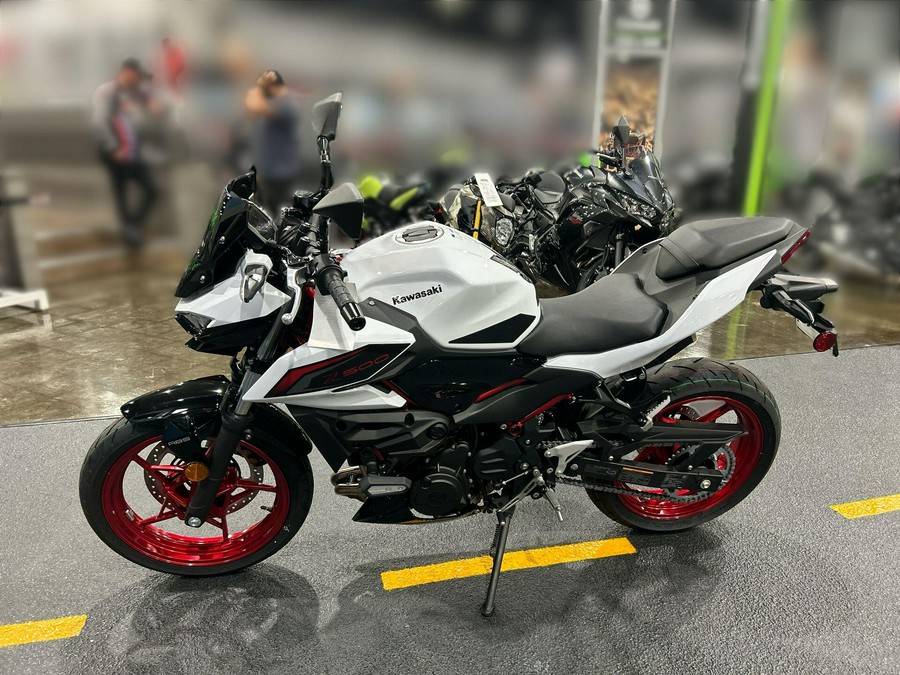 2026 Kawasaki Z500 SE ABS